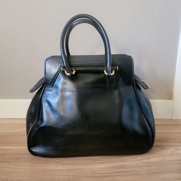 AEVHA London Hanbeau Embossed Structured Large Leather Doctor Satchel in Black - Picture 7 of 16